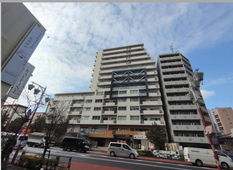 サンパークマンション高田馬場 111号室