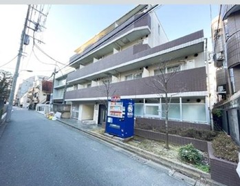 プレール・ドゥーク東新宿 105号室